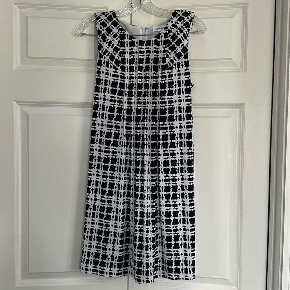 Calvin Klein Dress Black/White Petite Medium